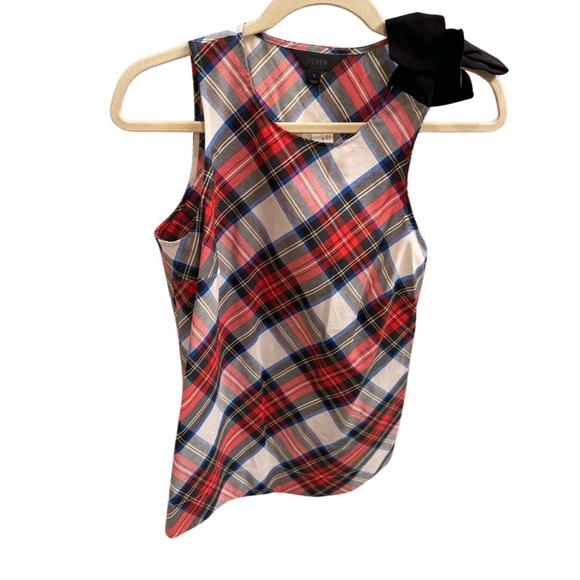 Christmas plaid J Crew size 2 top - Picture 1 of 3